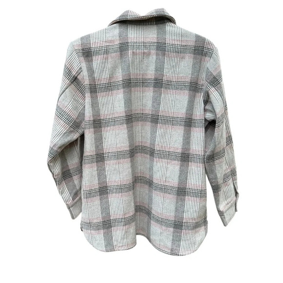 Steve Madden NWOT High Noon Cozy Gray Pink Plaid Flannel Sherpa Shacket Medium - Picture 2 of 10